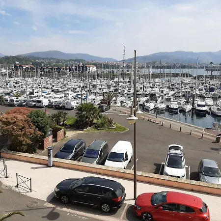Hendaye, 2 Pieces, 4 Personnes - Fr-1-239-628 *